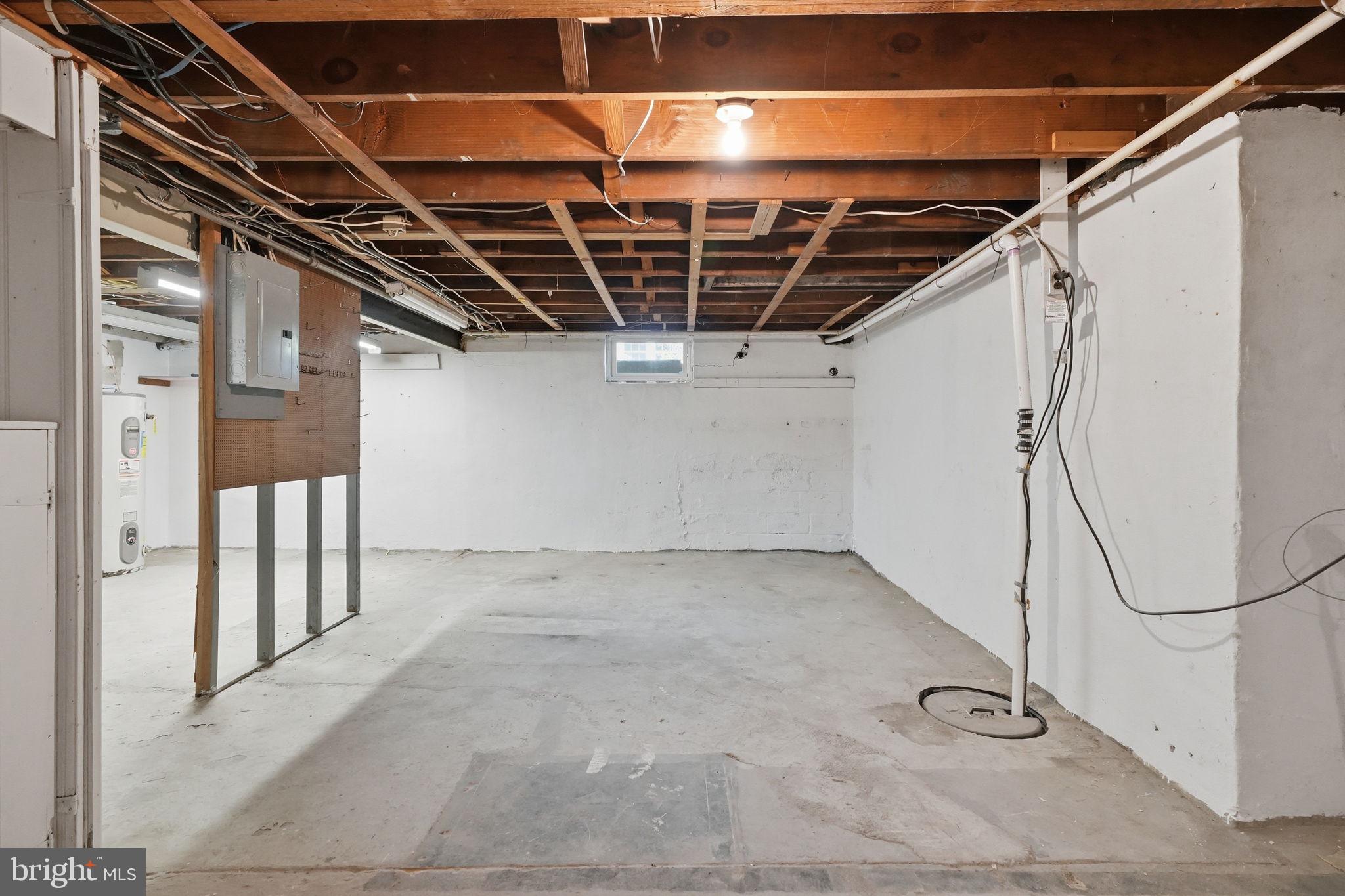 YORKTOWN CROSSING - Residential