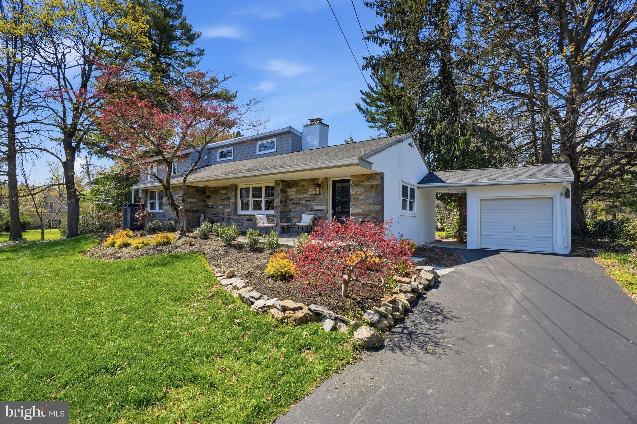 409 S PROVIDENCE ROAD