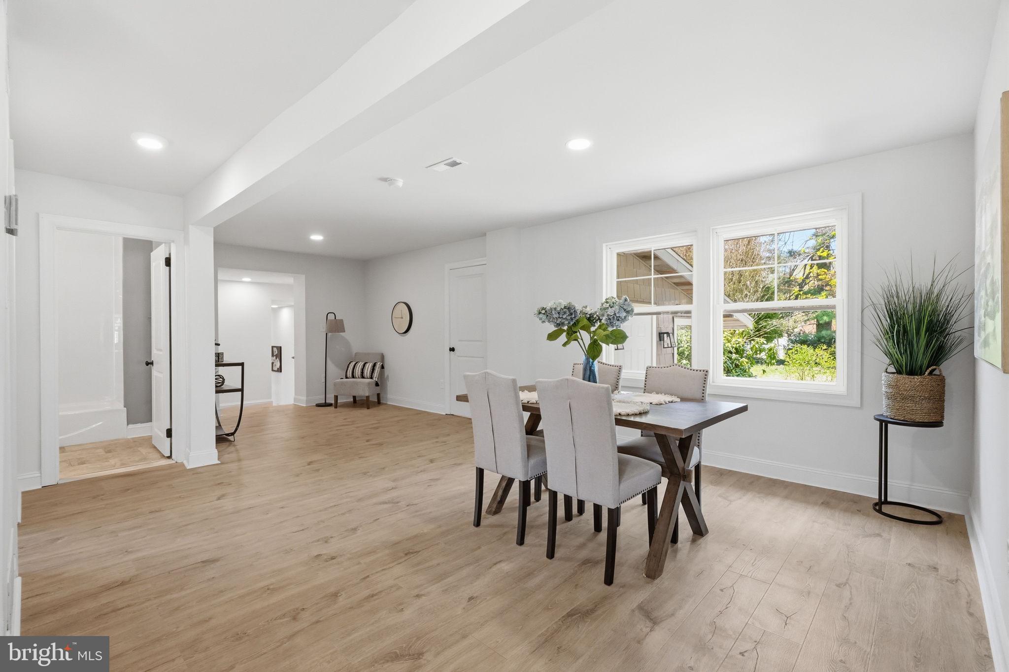 YORKTOWN CROSSING - Residential