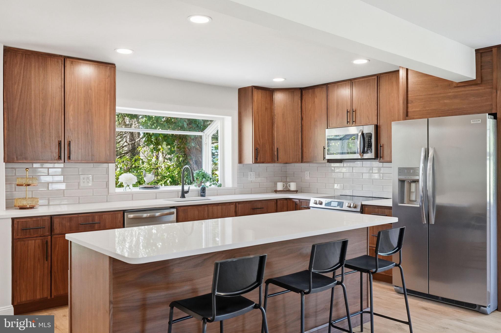 YORKTOWN CROSSING - Residential