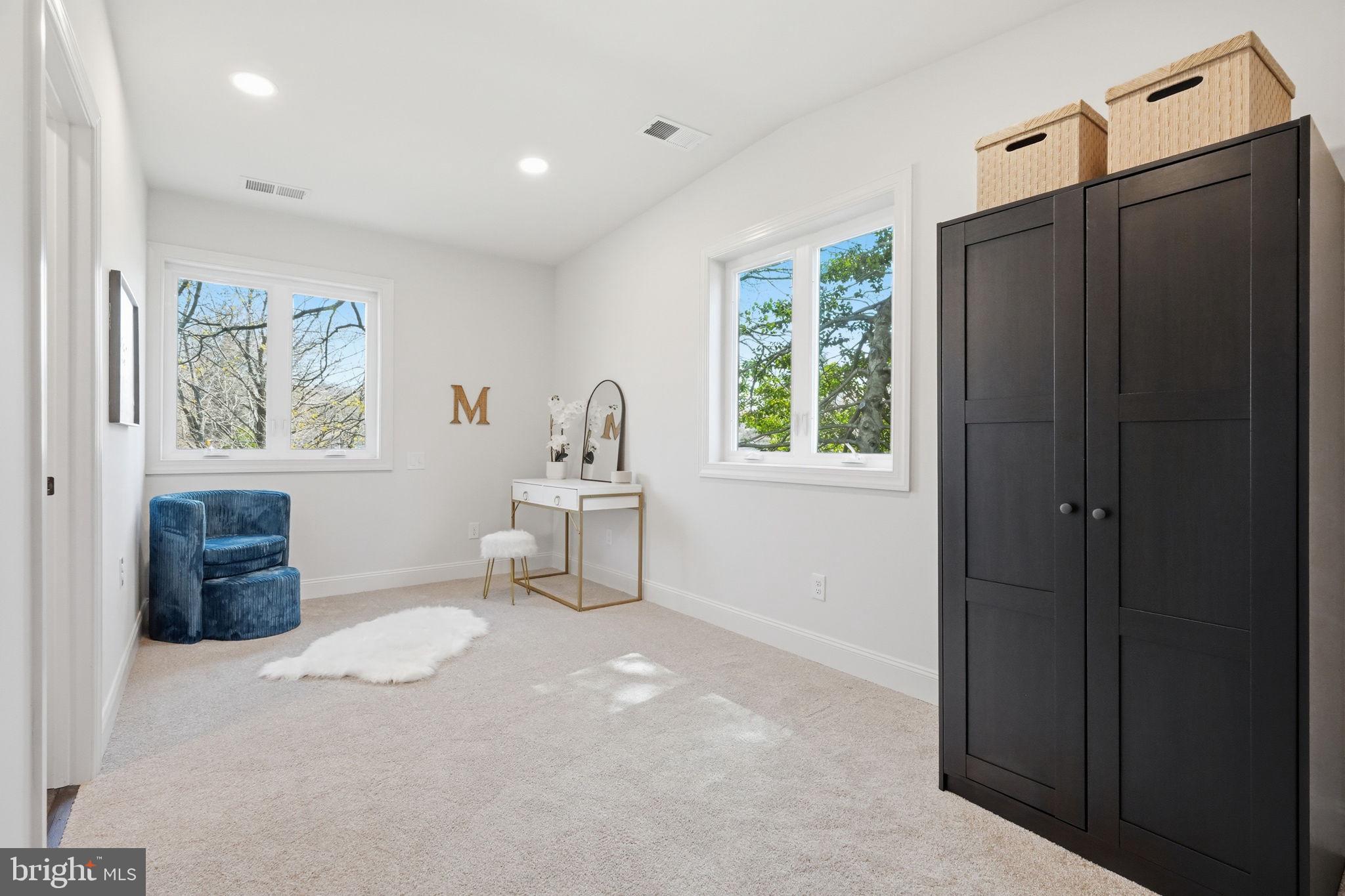 YORKTOWN CROSSING - Residential