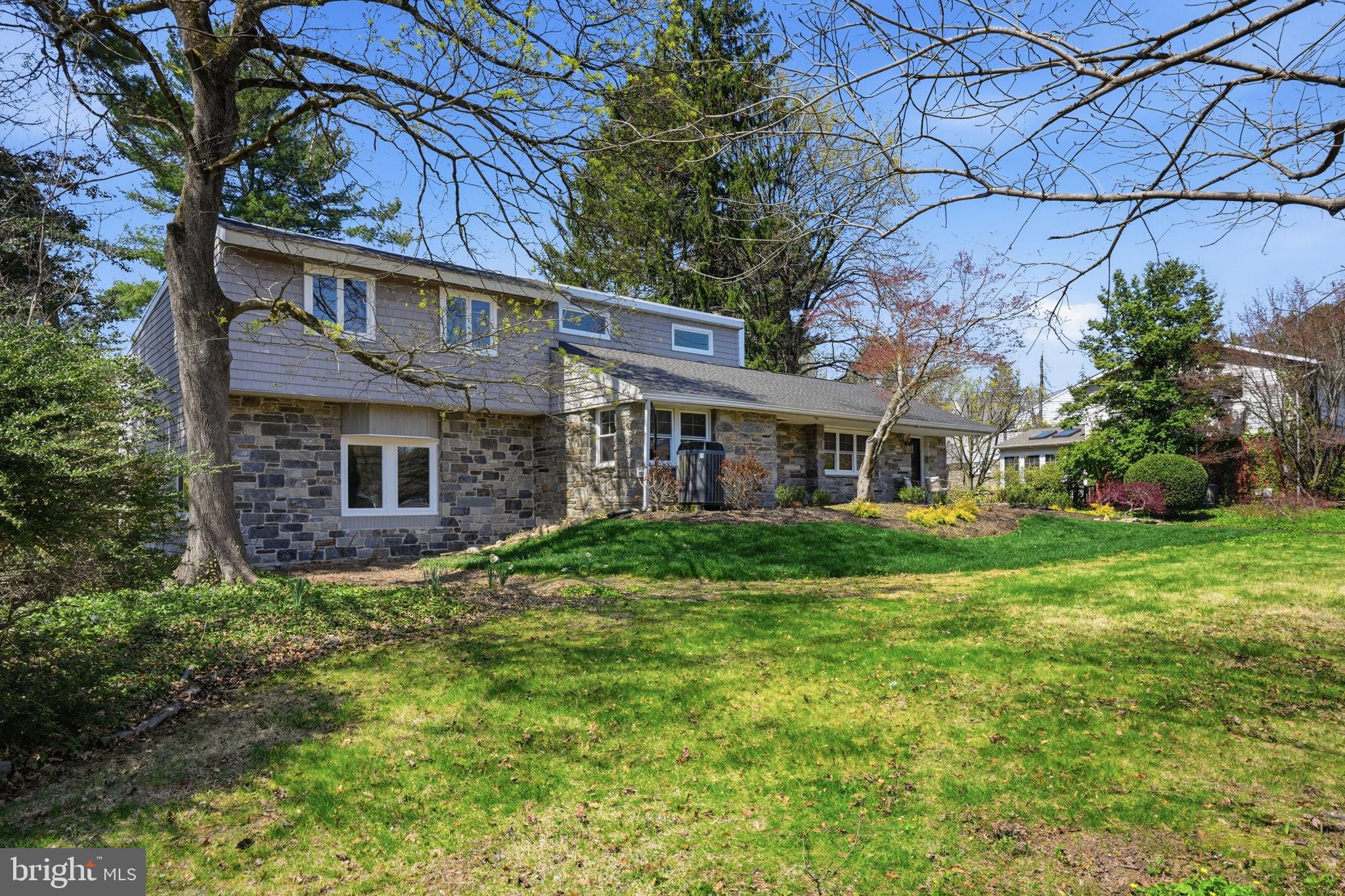 YORKTOWN CROSSING - Residential