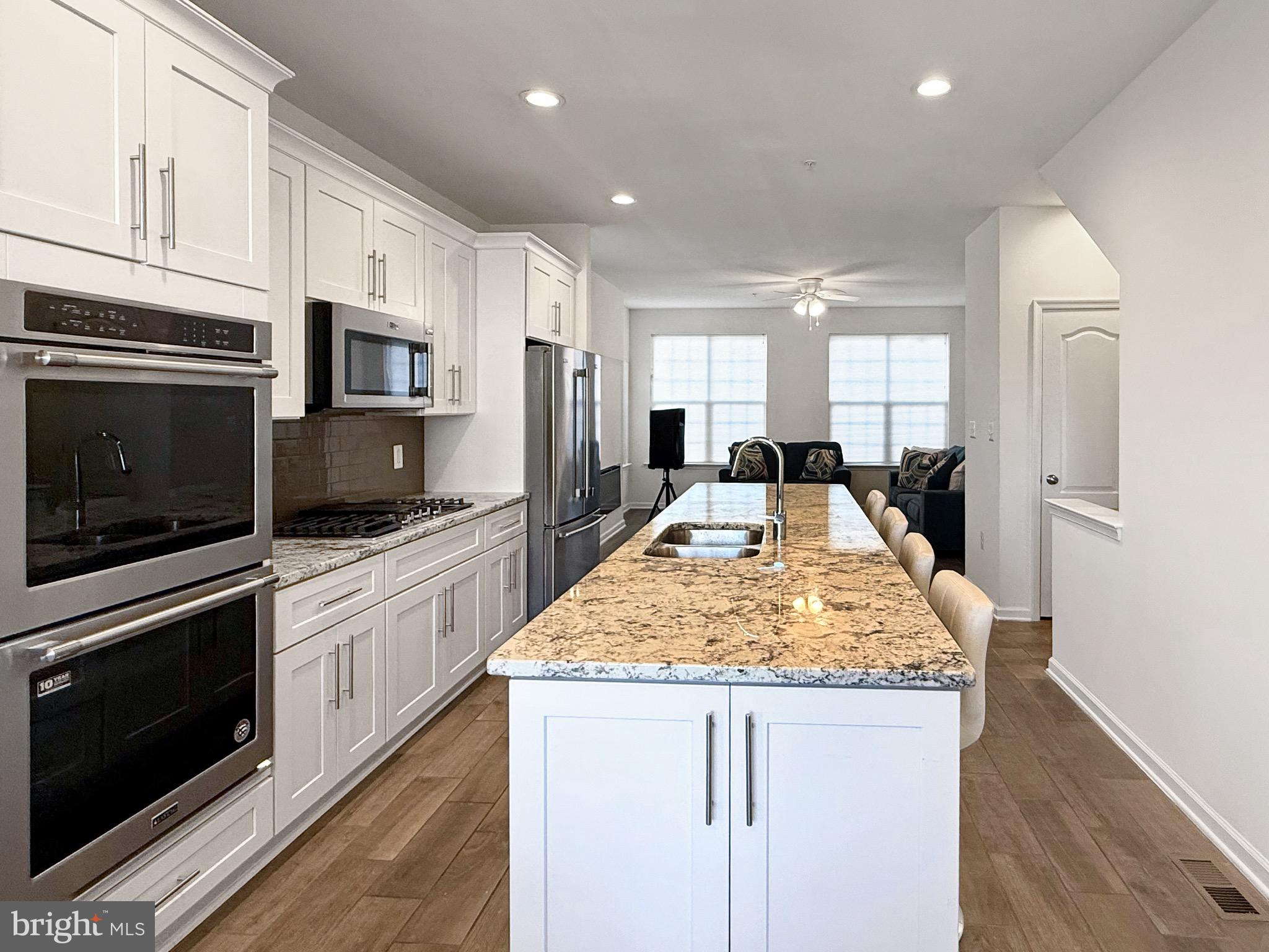 WESTPHALIA ROW - Residential