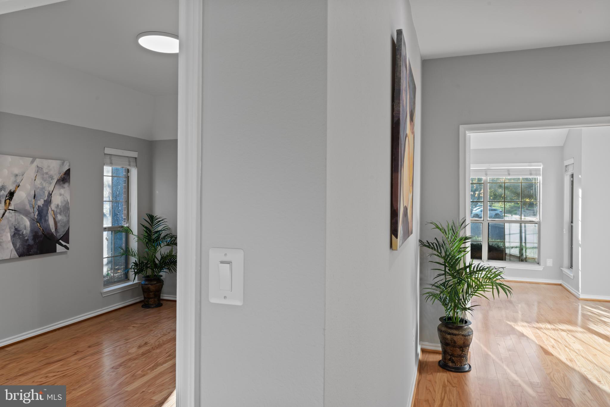 PENDERBROOK SQUARE CONDOMINIUMS - Residential