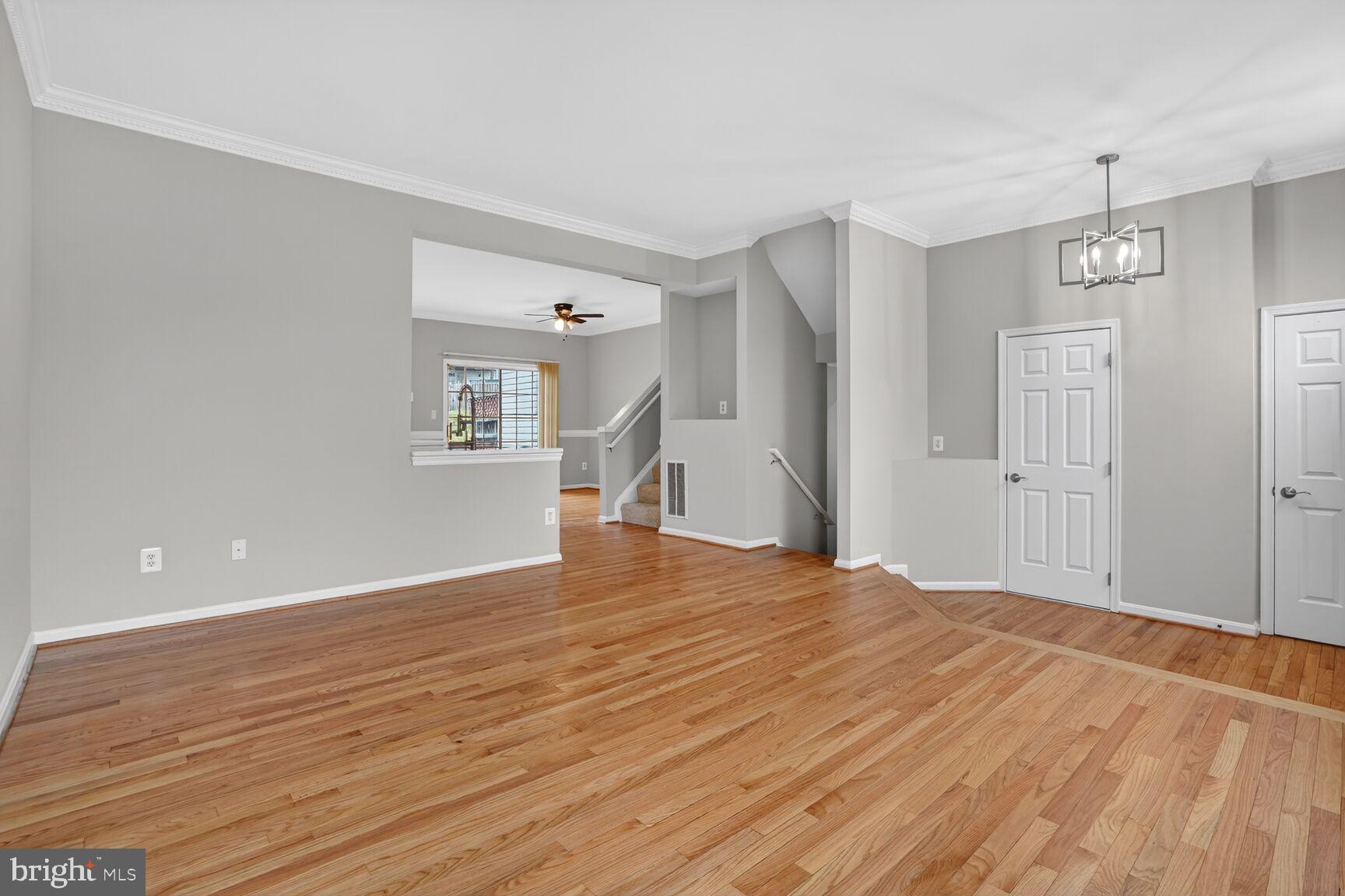 COMPTON VILLAGE - Residential