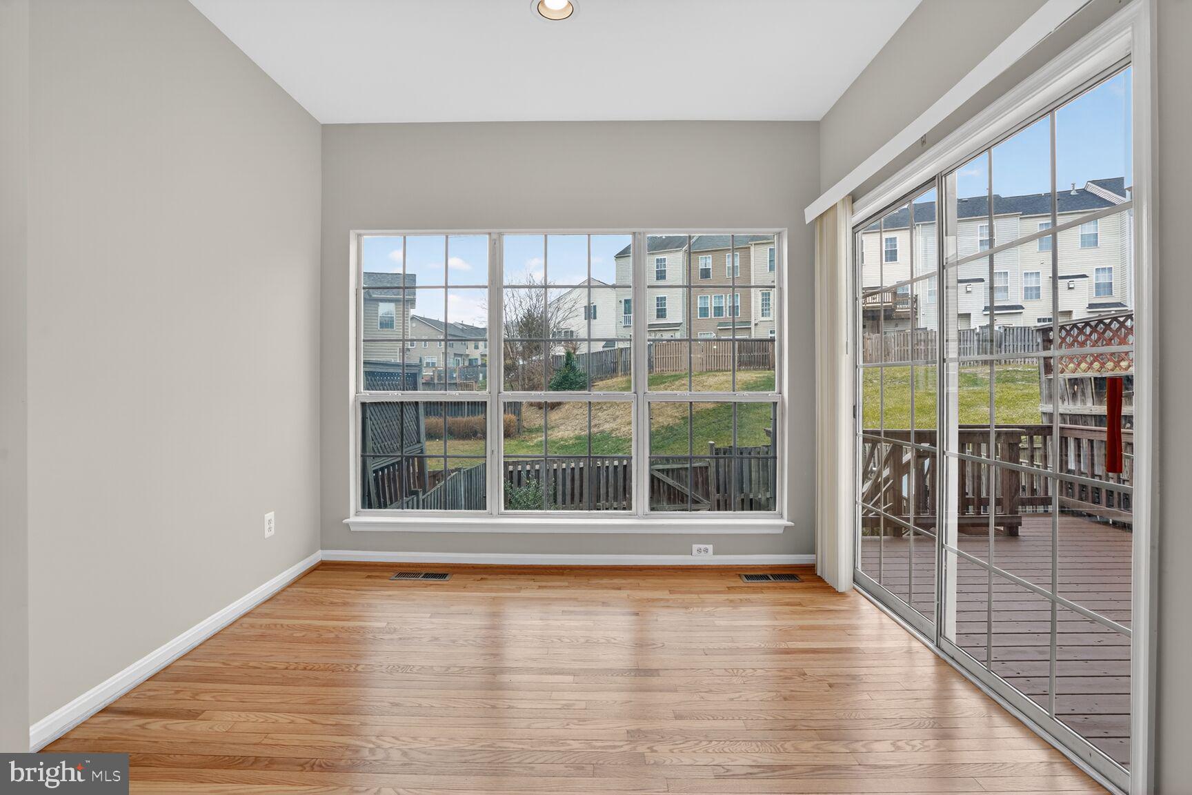 COMPTON VILLAGE - Residential