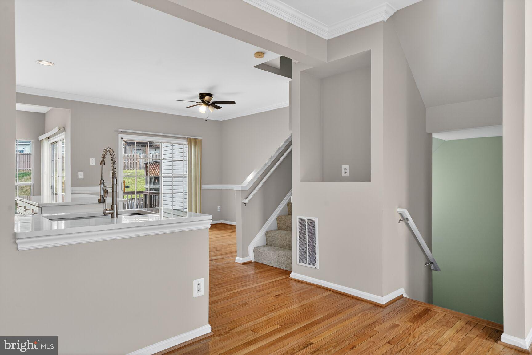 COMPTON VILLAGE - Residential