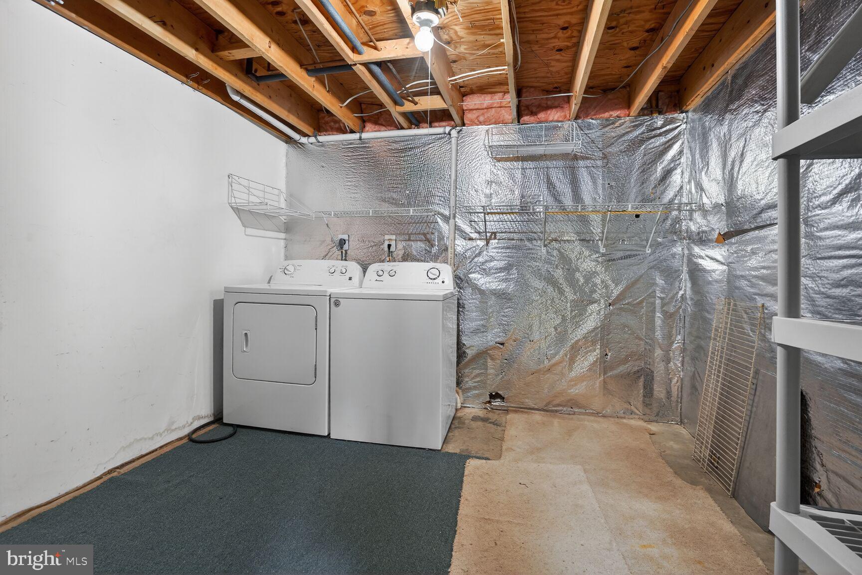 COMPTON VILLAGE - Residential