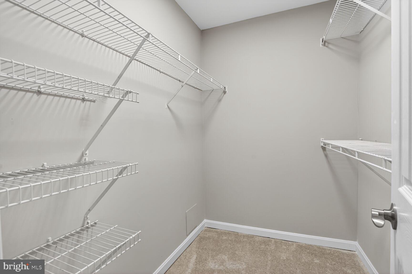 COMPTON VILLAGE - Residential