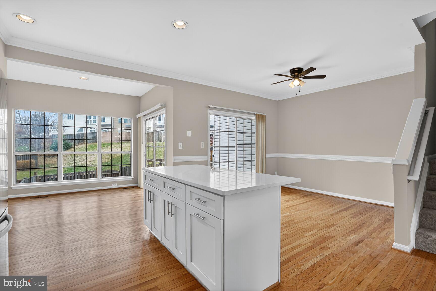 COMPTON VILLAGE - Residential