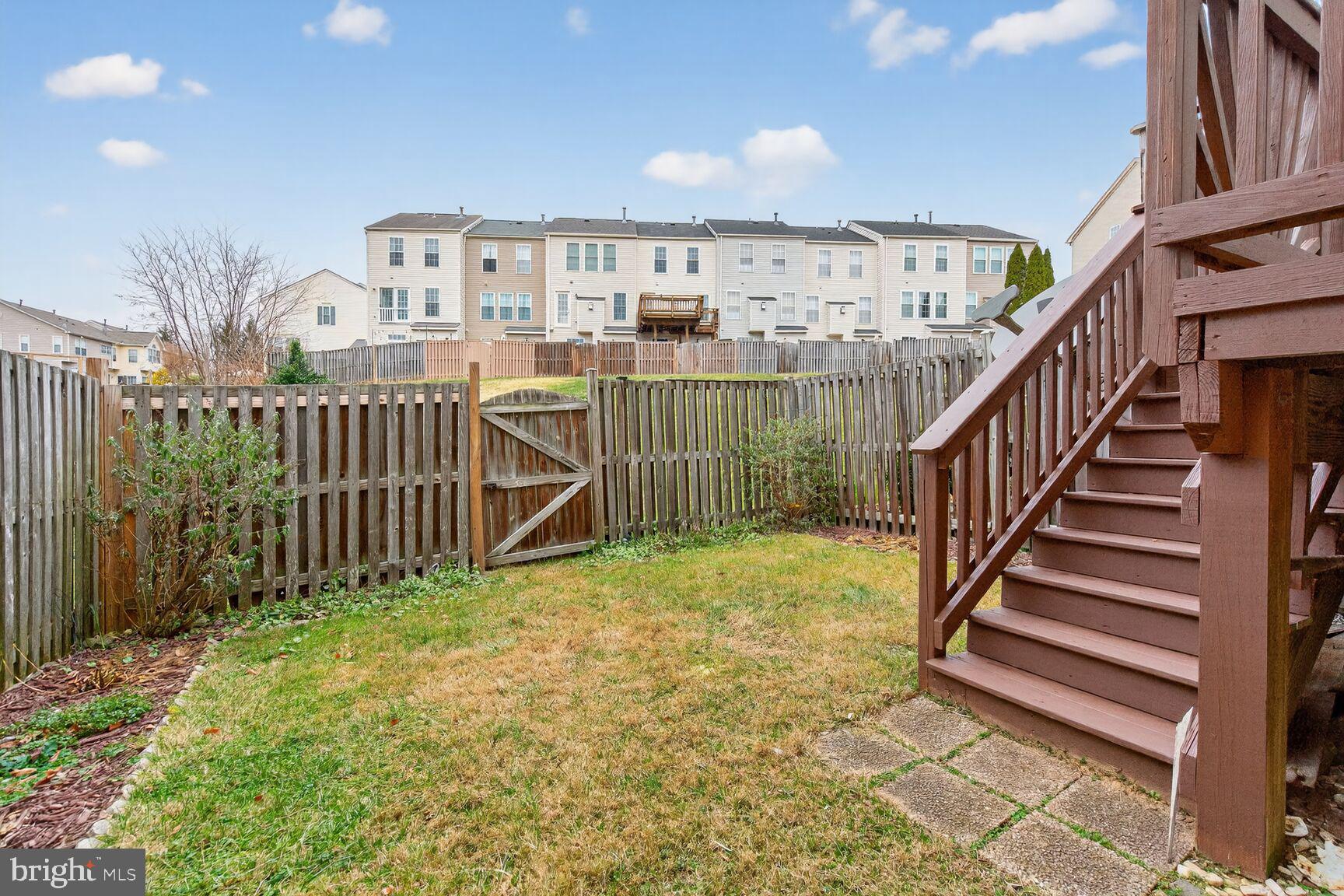 COMPTON VILLAGE - Residential