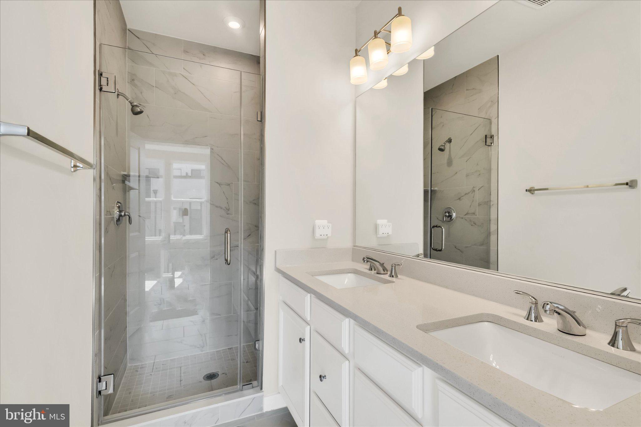 RIVERFRONT - Residential