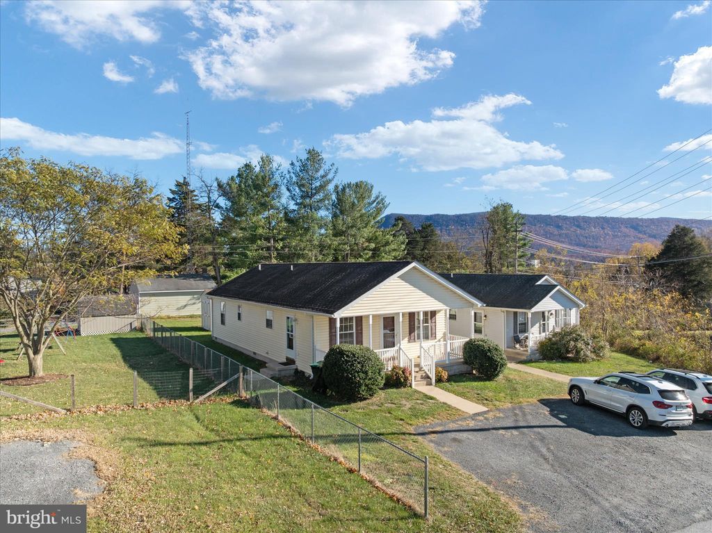 Photo of 510 Pike Street, STRASBURG, VA 22657 (MLS # VASH2012944)