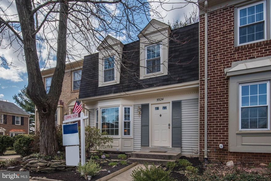 WANT TO BUY OR SELL IN FAIRFAX? Call Damon Nicholas at 703-502-8787! Move-in Ready to Enjoy Now. Smart Upgrades thruout: Kitchen & Baths, Brand-new UL carpet. ML Hardwoods. Today's Wall Colors! Great Outdoor Living from Sun Deck & Fenced Patio Yard from Walk-out. Fantastic Location for commuting and GMU/Cultural Events. Nice Established Neighborhood. 2 Parking Spots in front