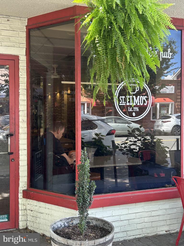 ROSEMONT PARK - Residential