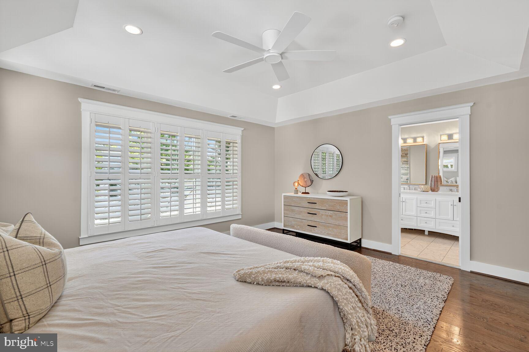 ROSEMONT PARK - Residential