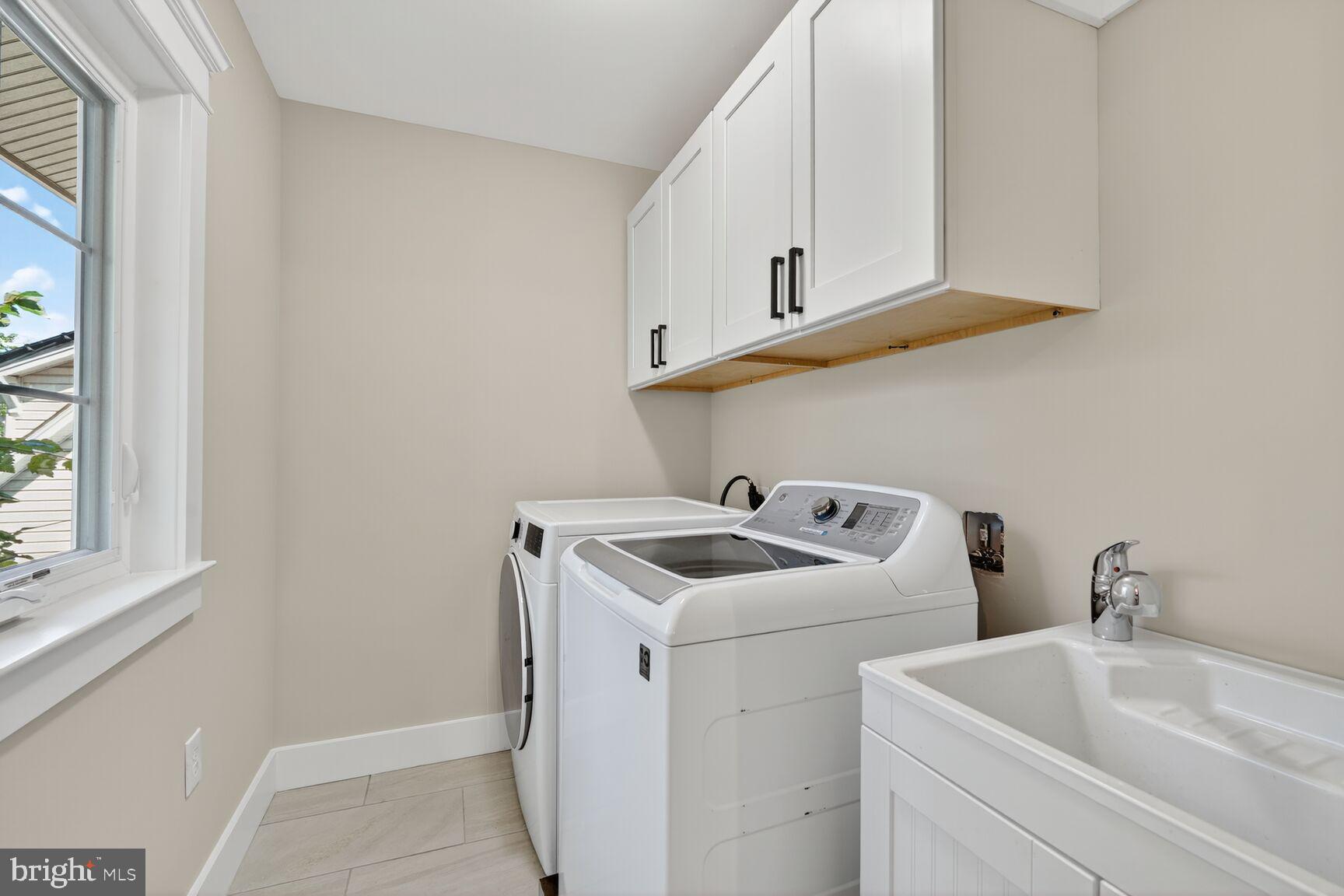 ROSEMONT PARK - Residential