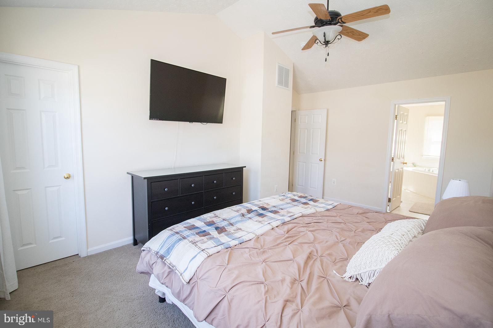 WILLOW WOODS - Residential