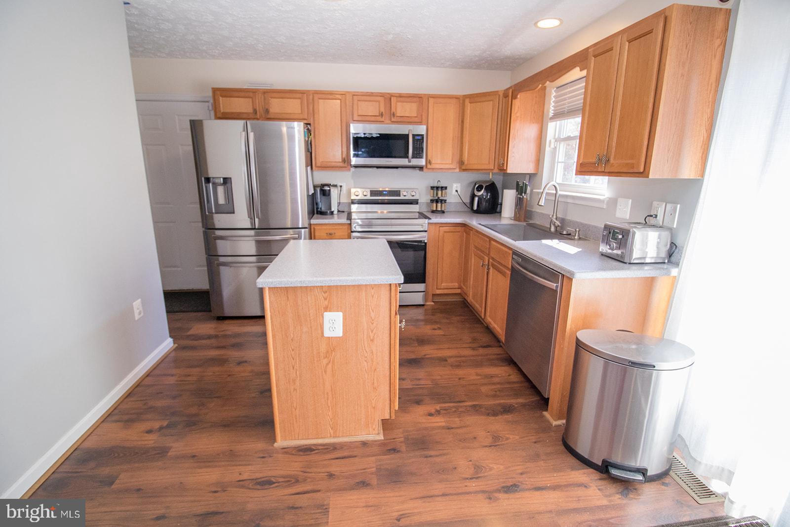 WILLOW WOODS - Residential