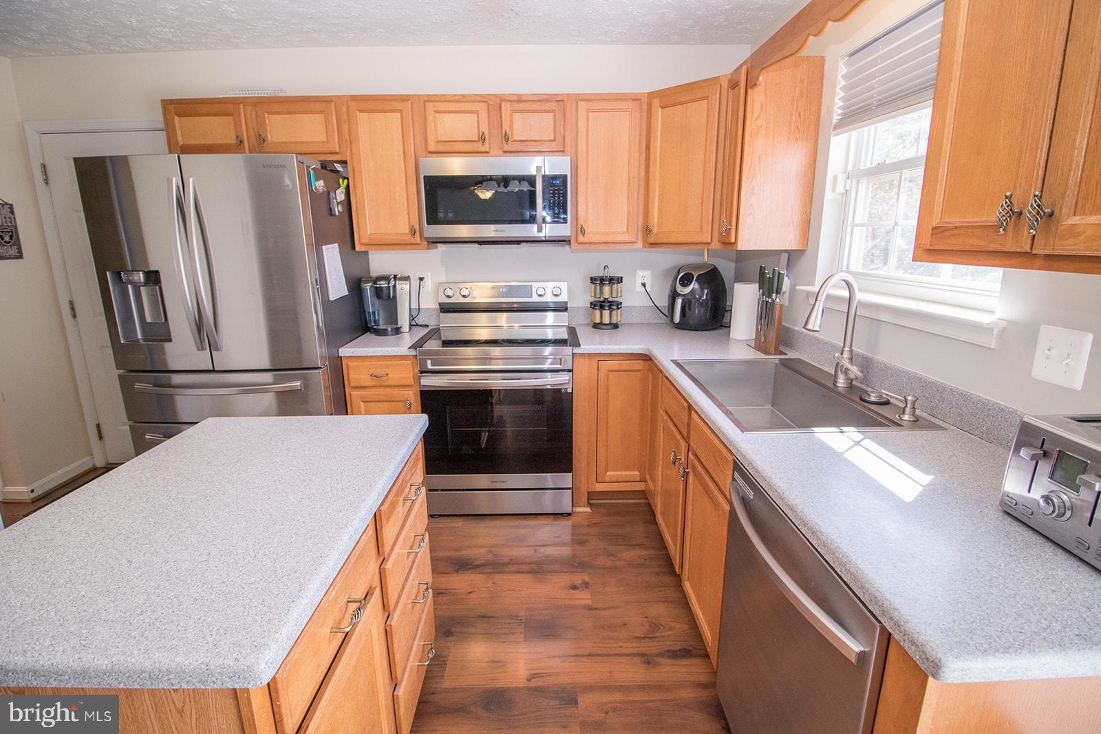 WILLOW WOODS - Residential