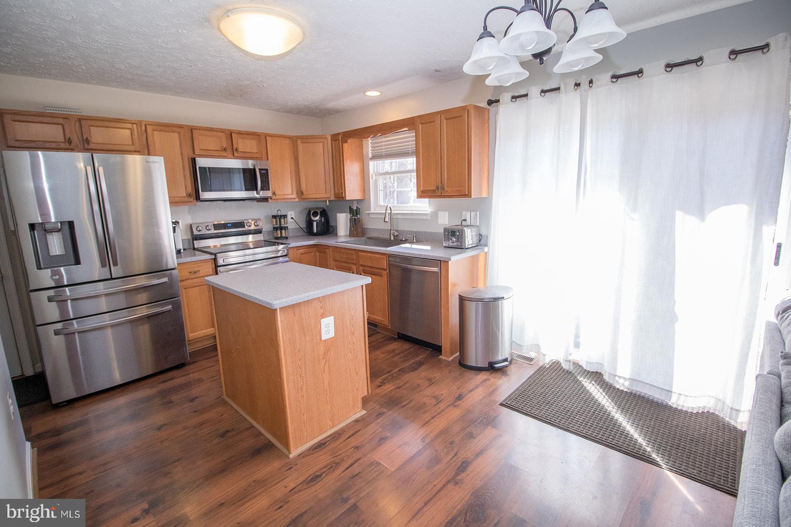 WILLOW WOODS - Residential