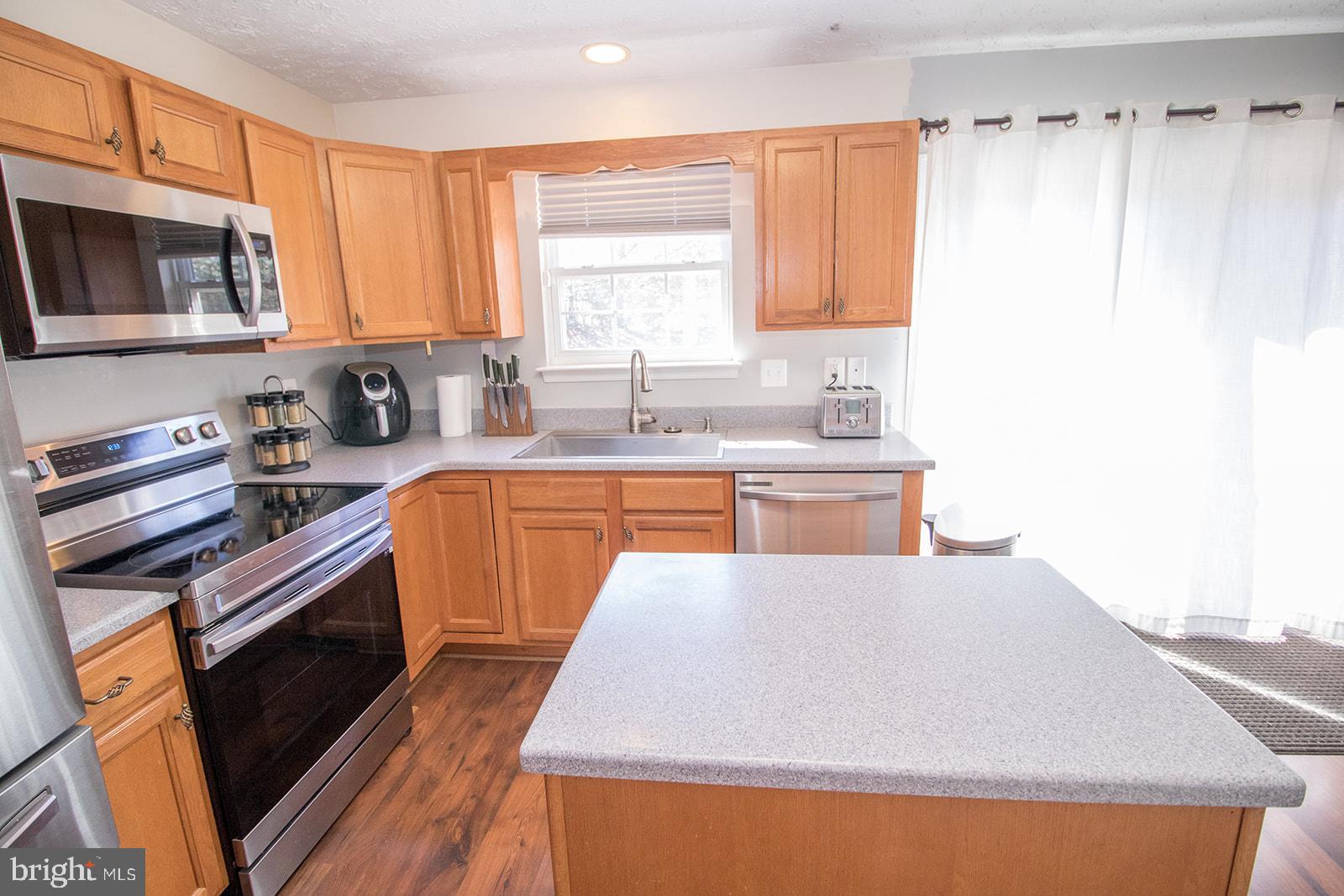 WILLOW WOODS - Residential