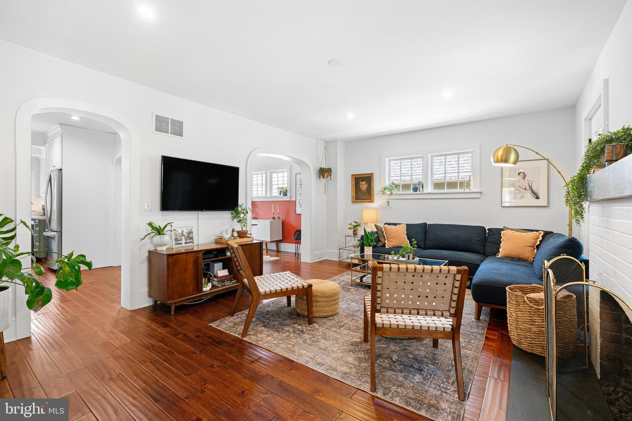 42 EVERGREEN LANE