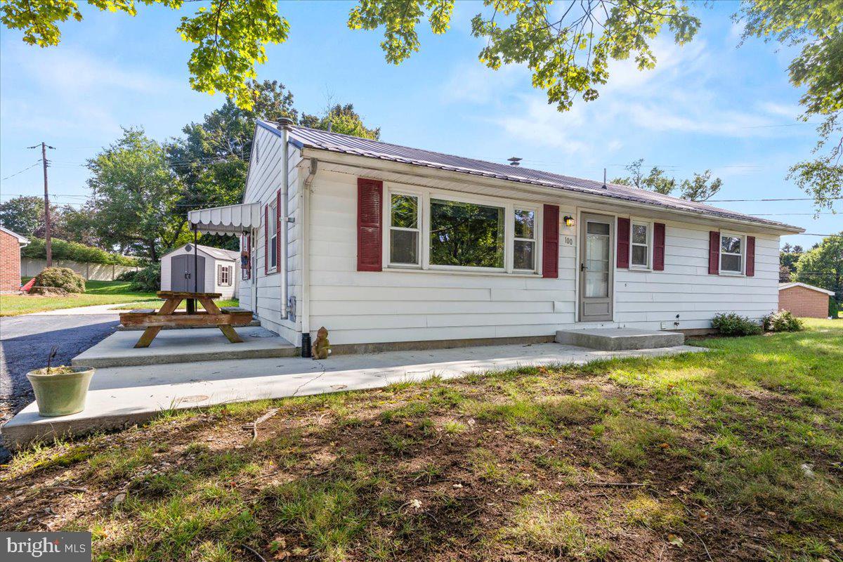 100 WALTON AVENUE