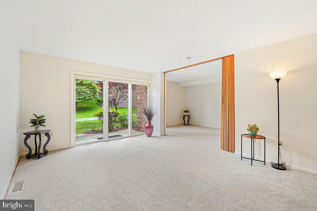 MONTGOMERY MUTUAL COOP - Residential