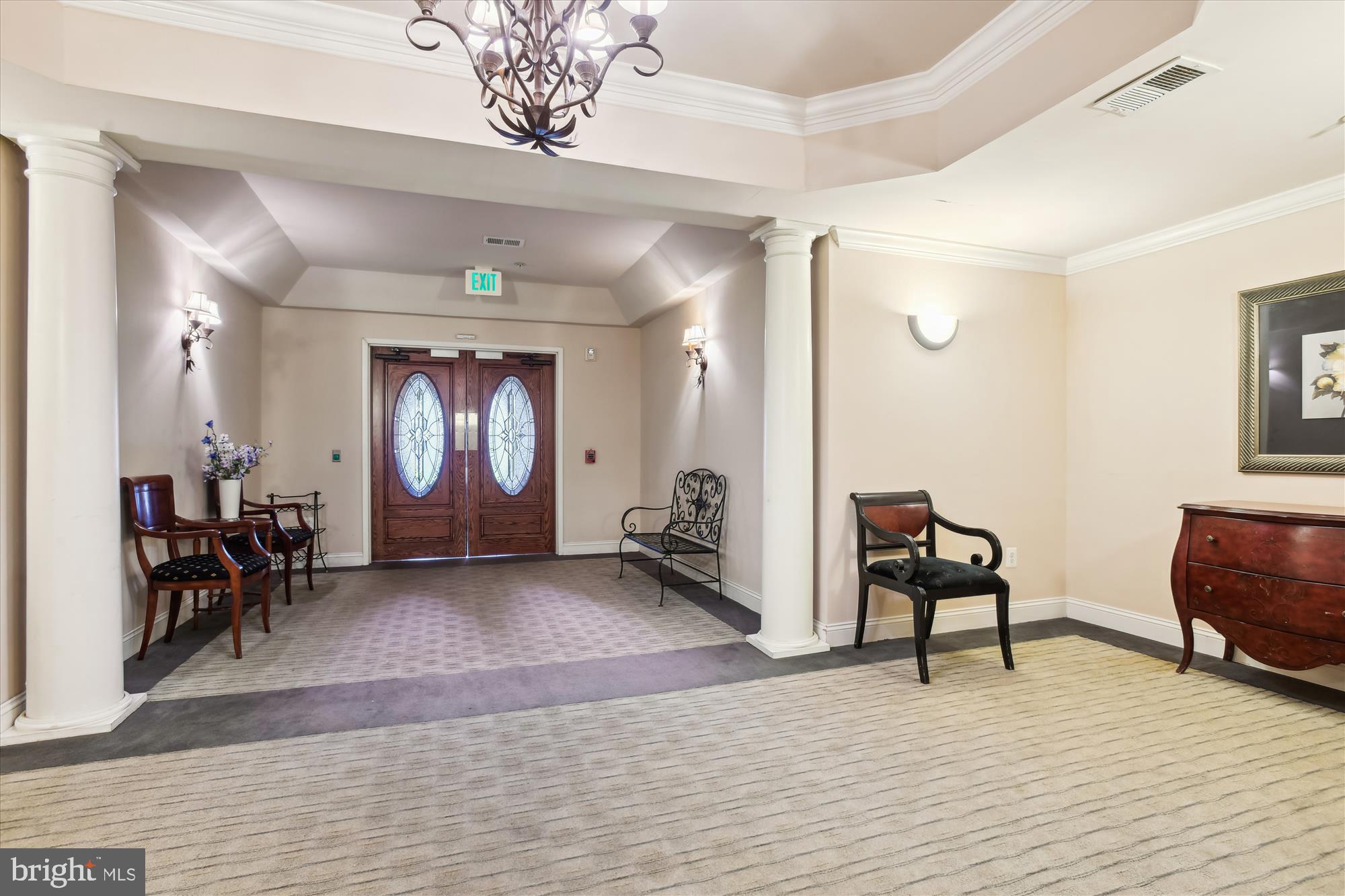 RIVER HILL - Residential Lease