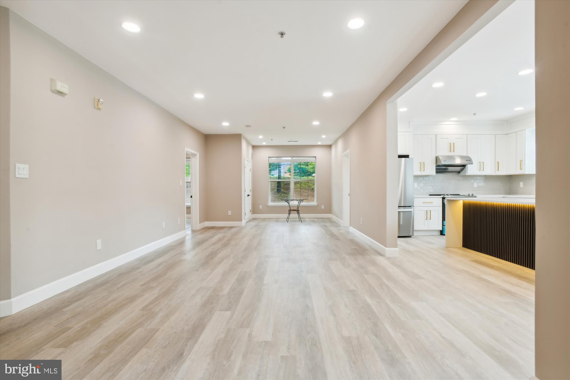 RIVER HILL - Residential Lease