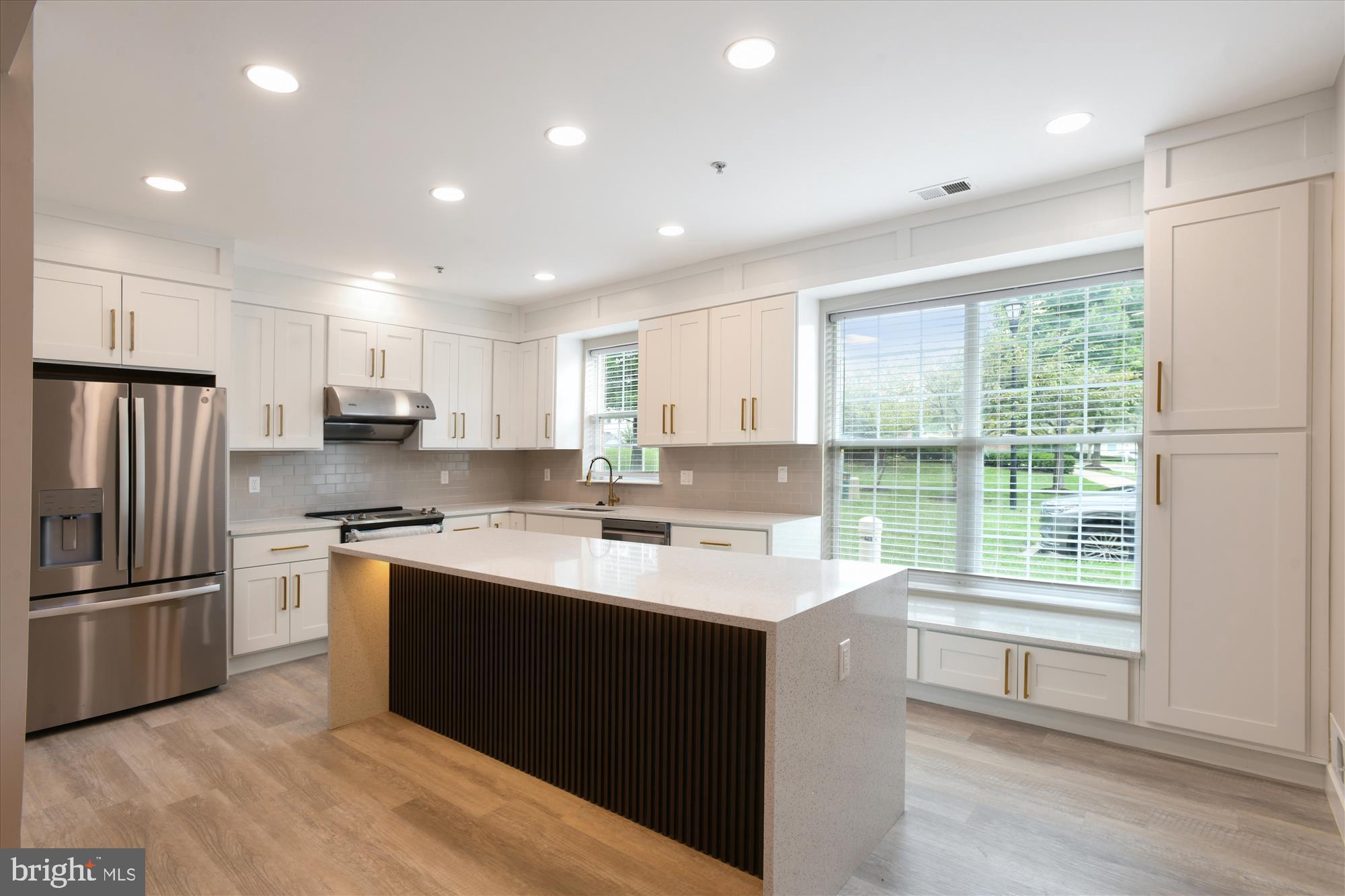 RIVER HILL - Residential Lease