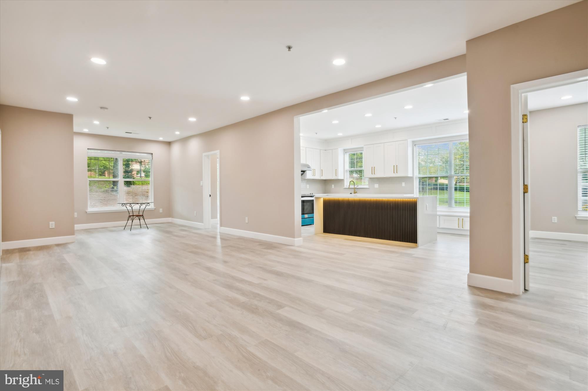 RIVER HILL - Residential Lease