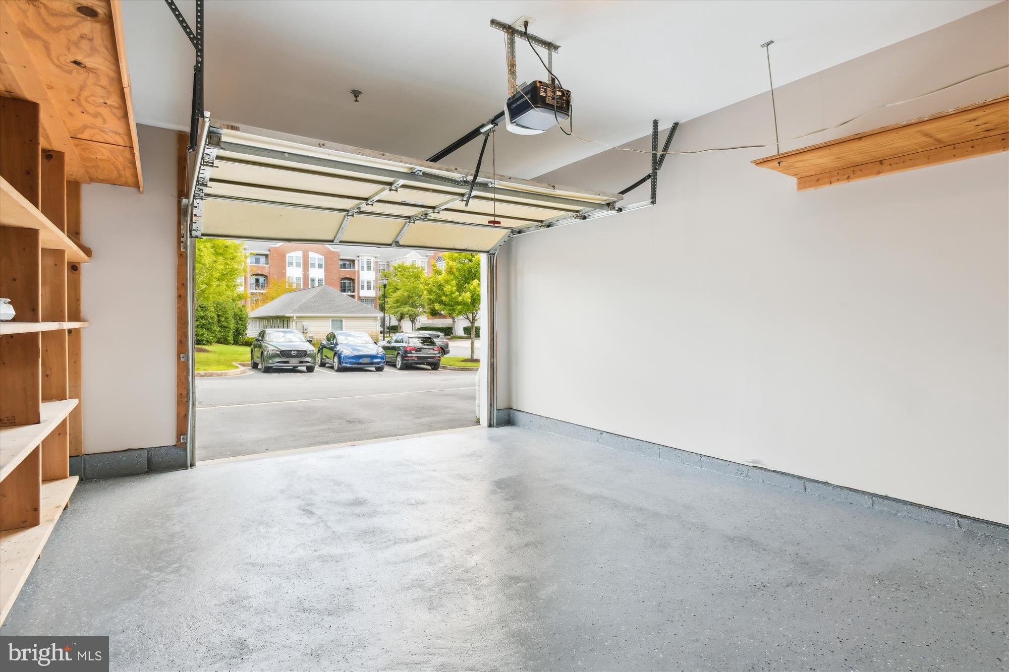 RIVER HILL - Residential Lease