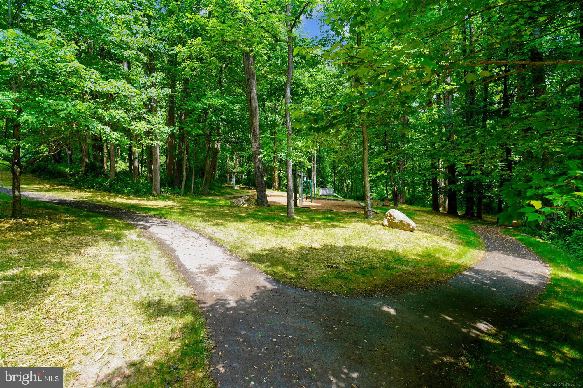 RIVER HILL - Residential Lease