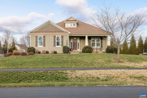 Apartment For Sale - 2449 Pendower Ln Ln<br/> KESWICK, VA 22947