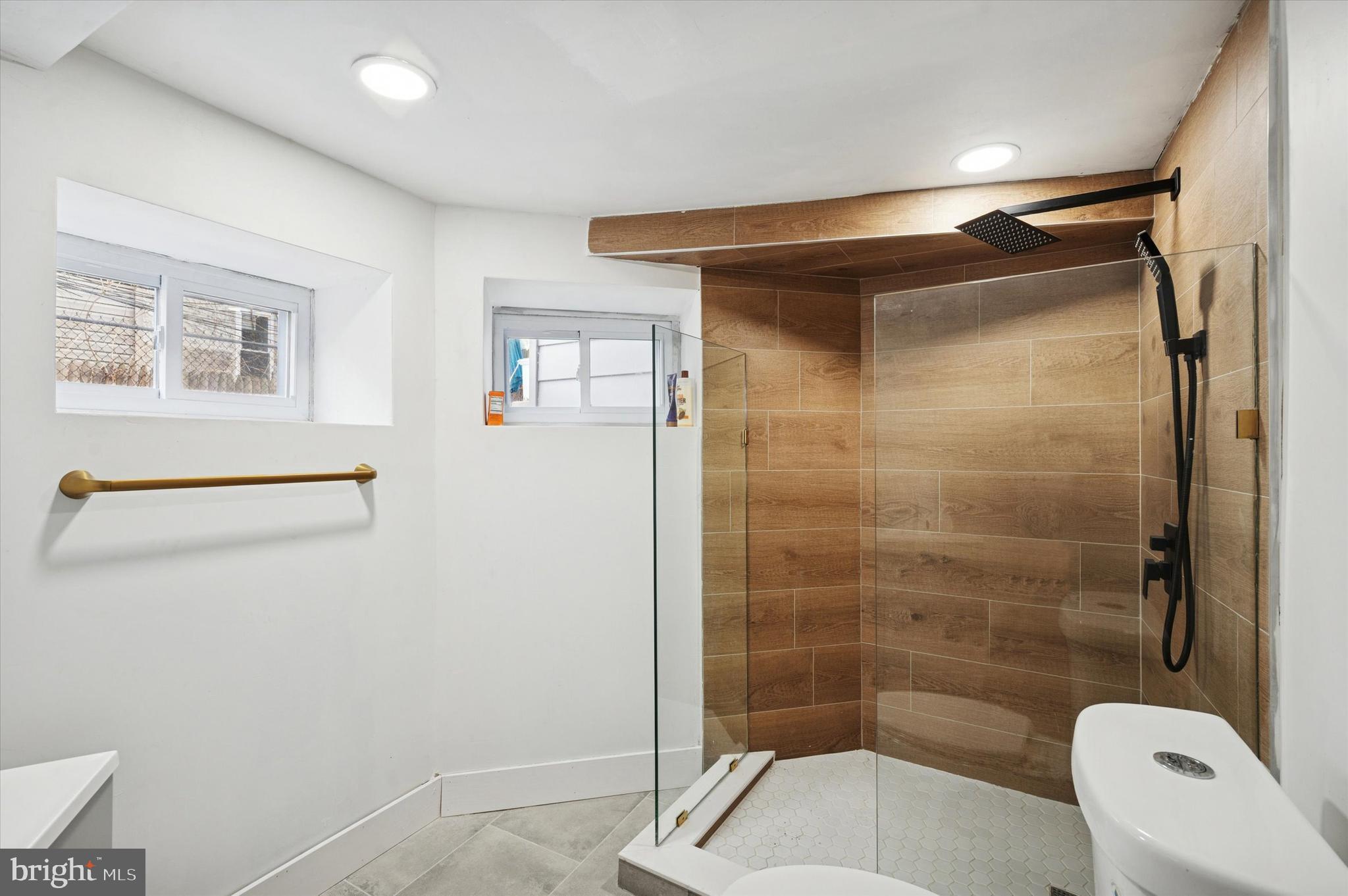 COBBS CREEK - Residential