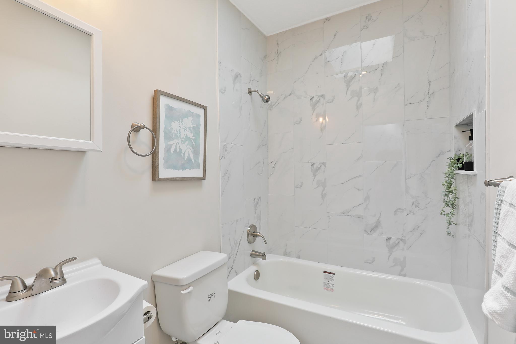 WINSTON GOVANS - Residential