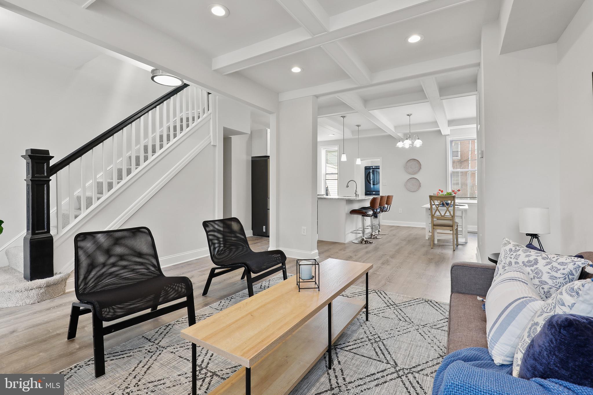 WINSTON GOVANS - Residential