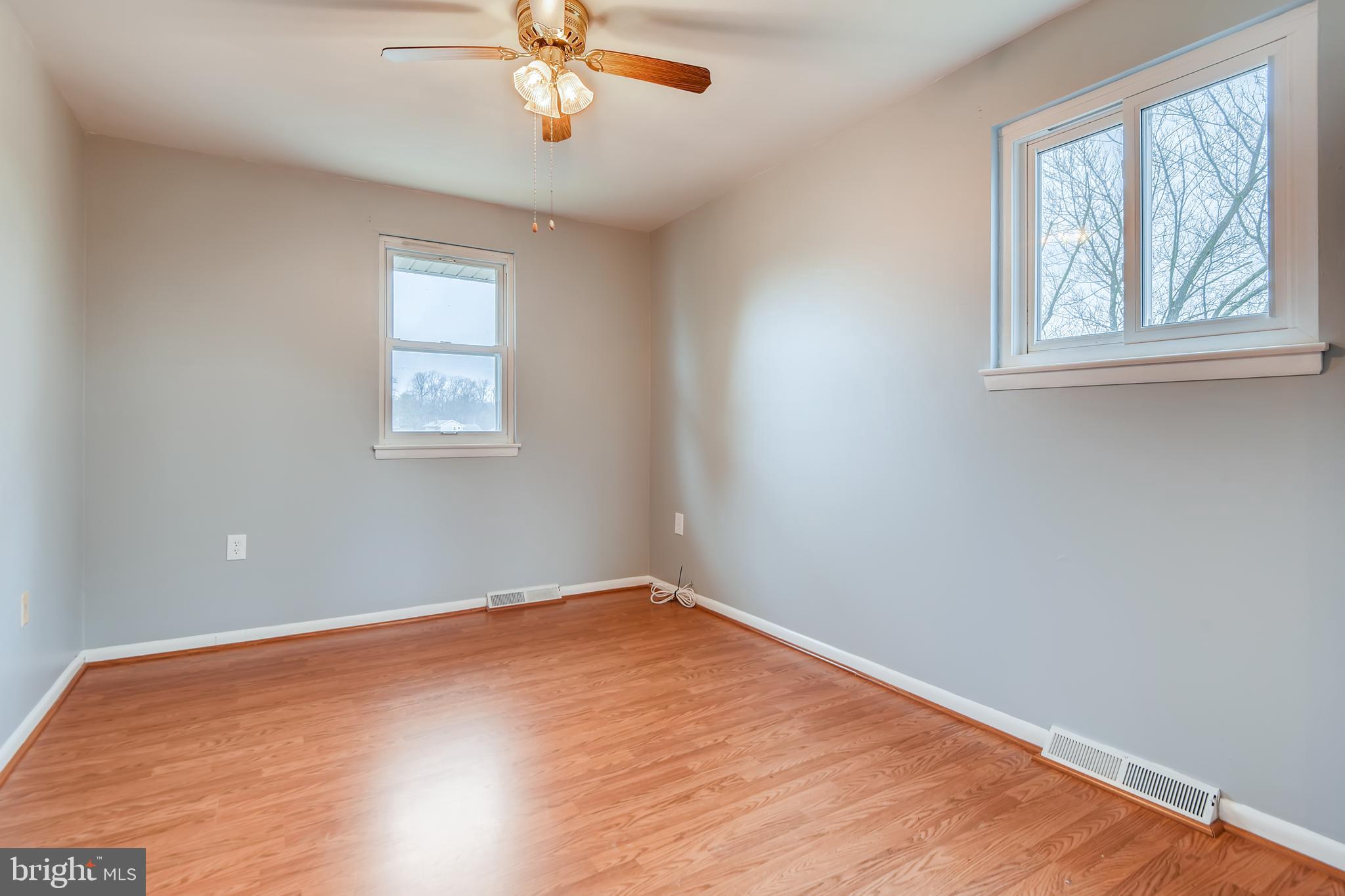 KINGS POINT - Residential