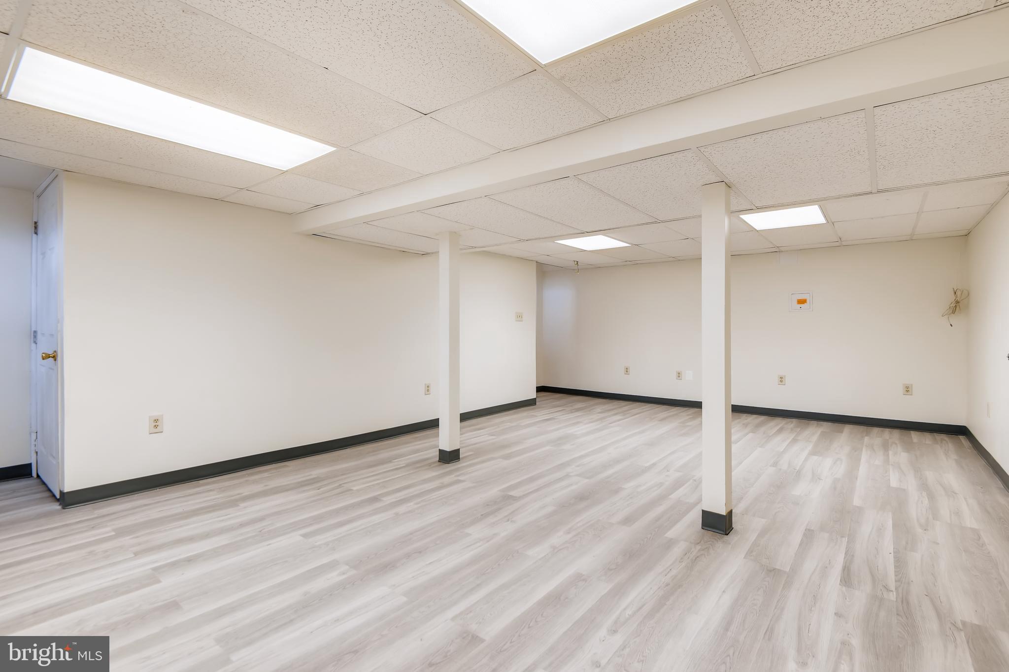 KINGS POINT - Residential