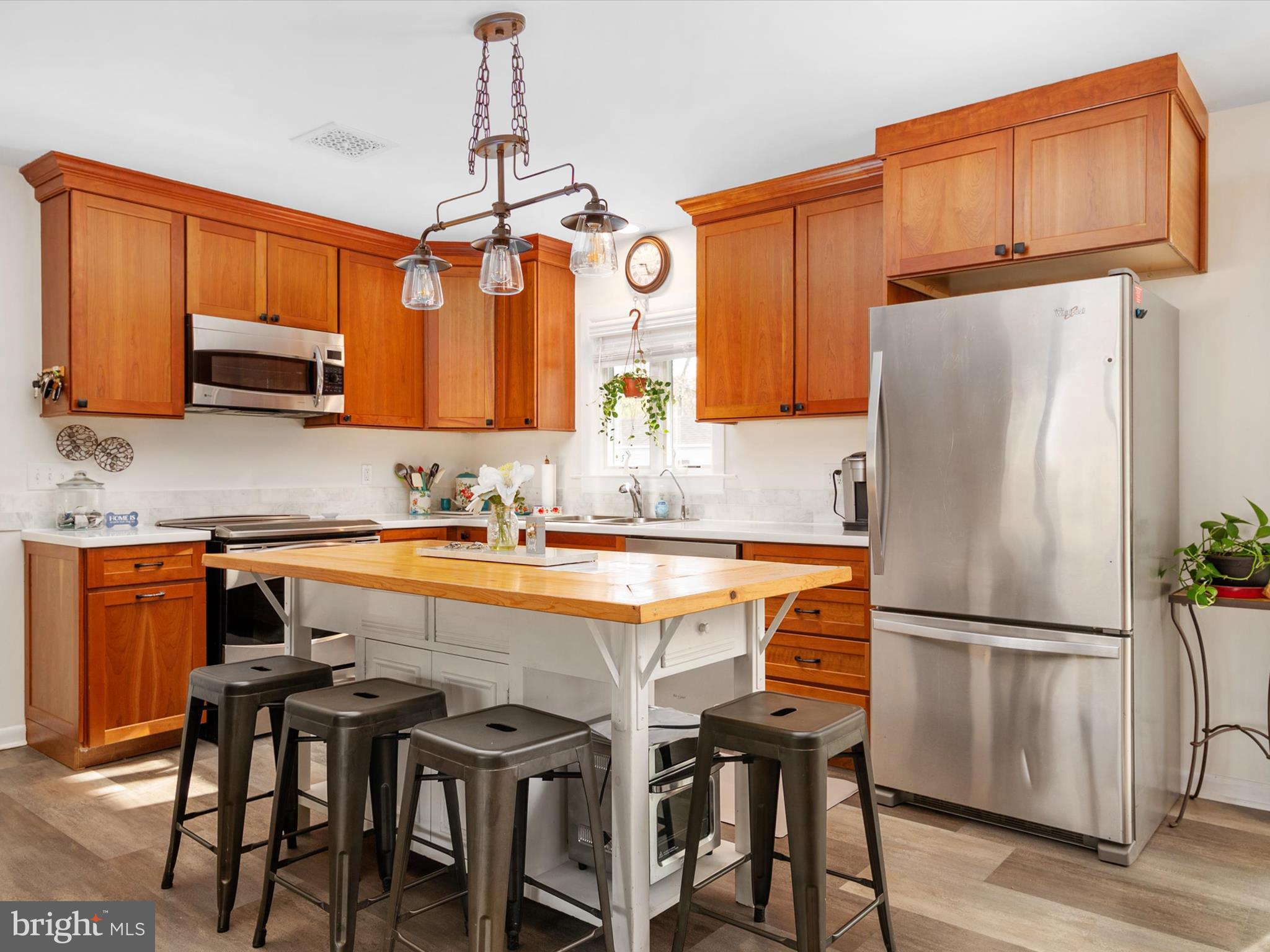 KENT ACRES - Residential