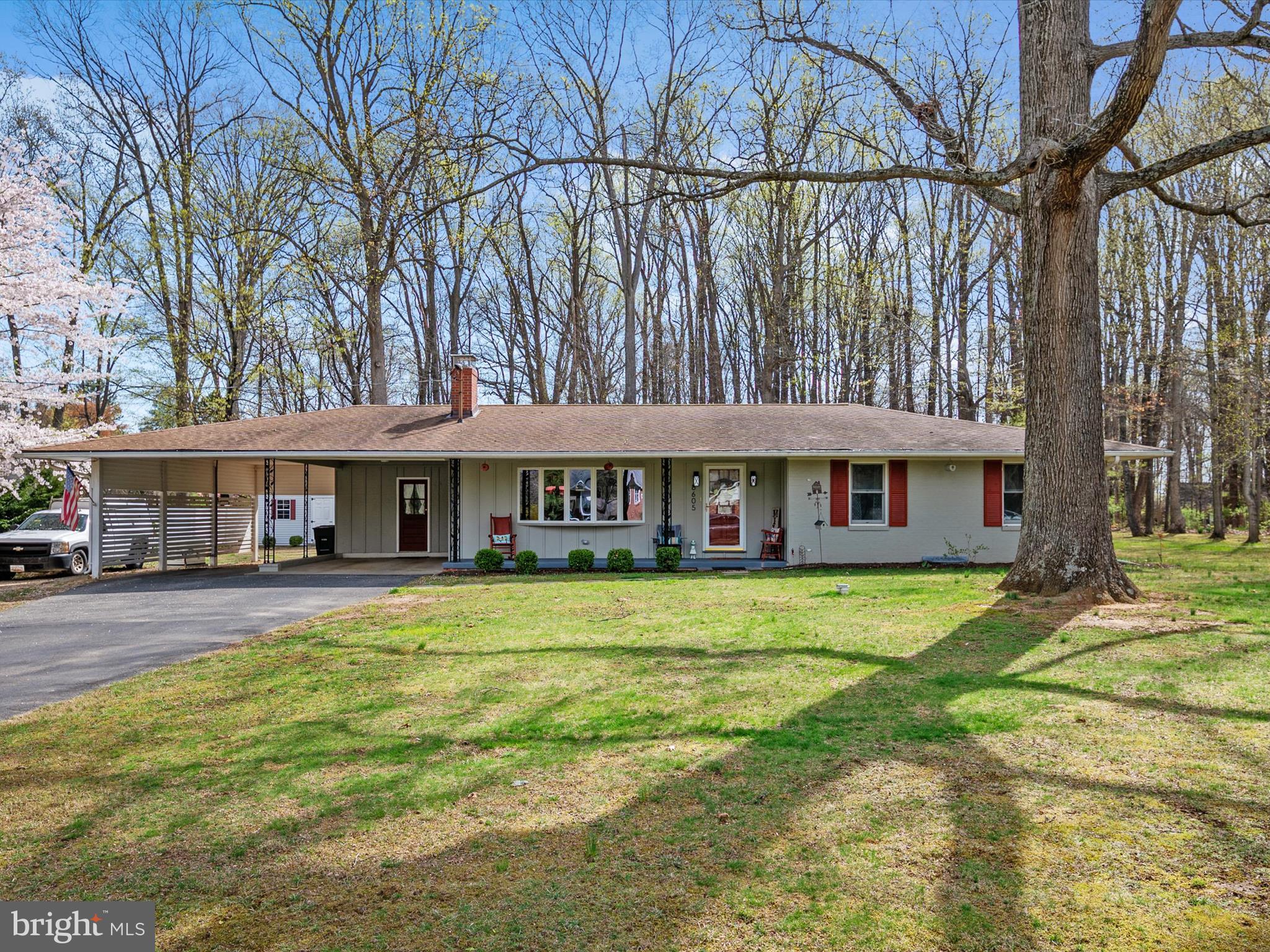 KENT ACRES - Residential