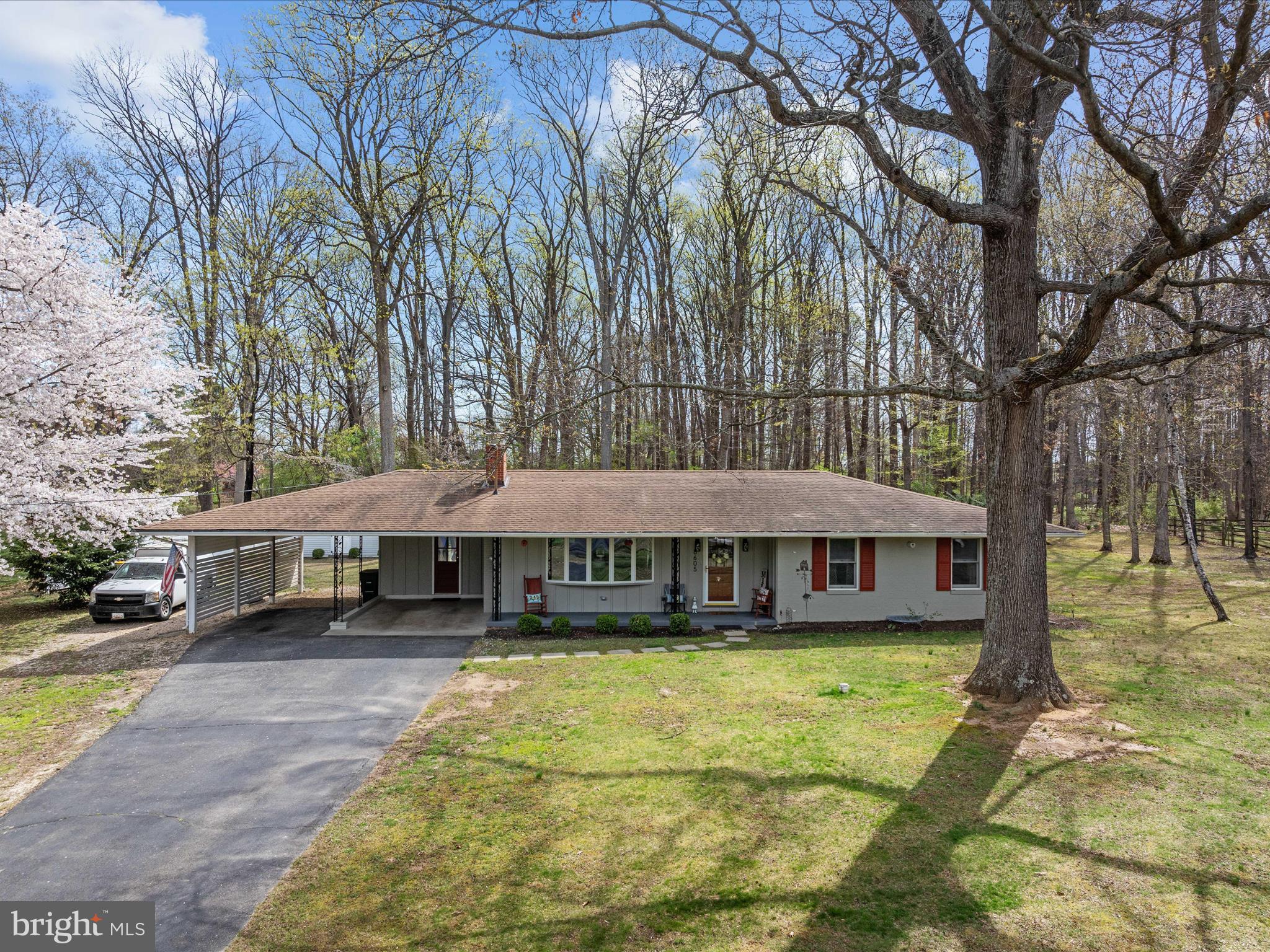 KENT ACRES - Residential