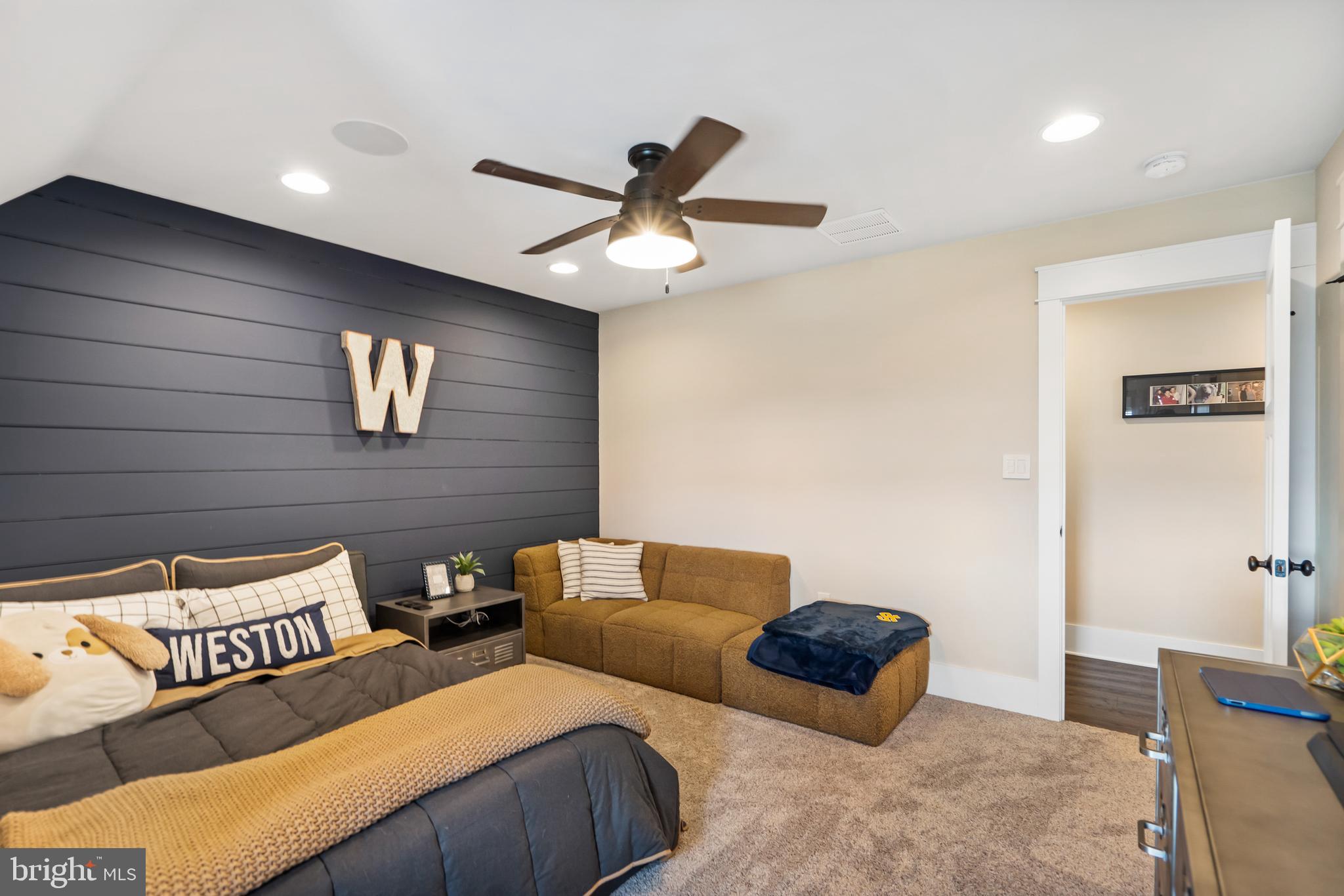 IPSTONE - Residential