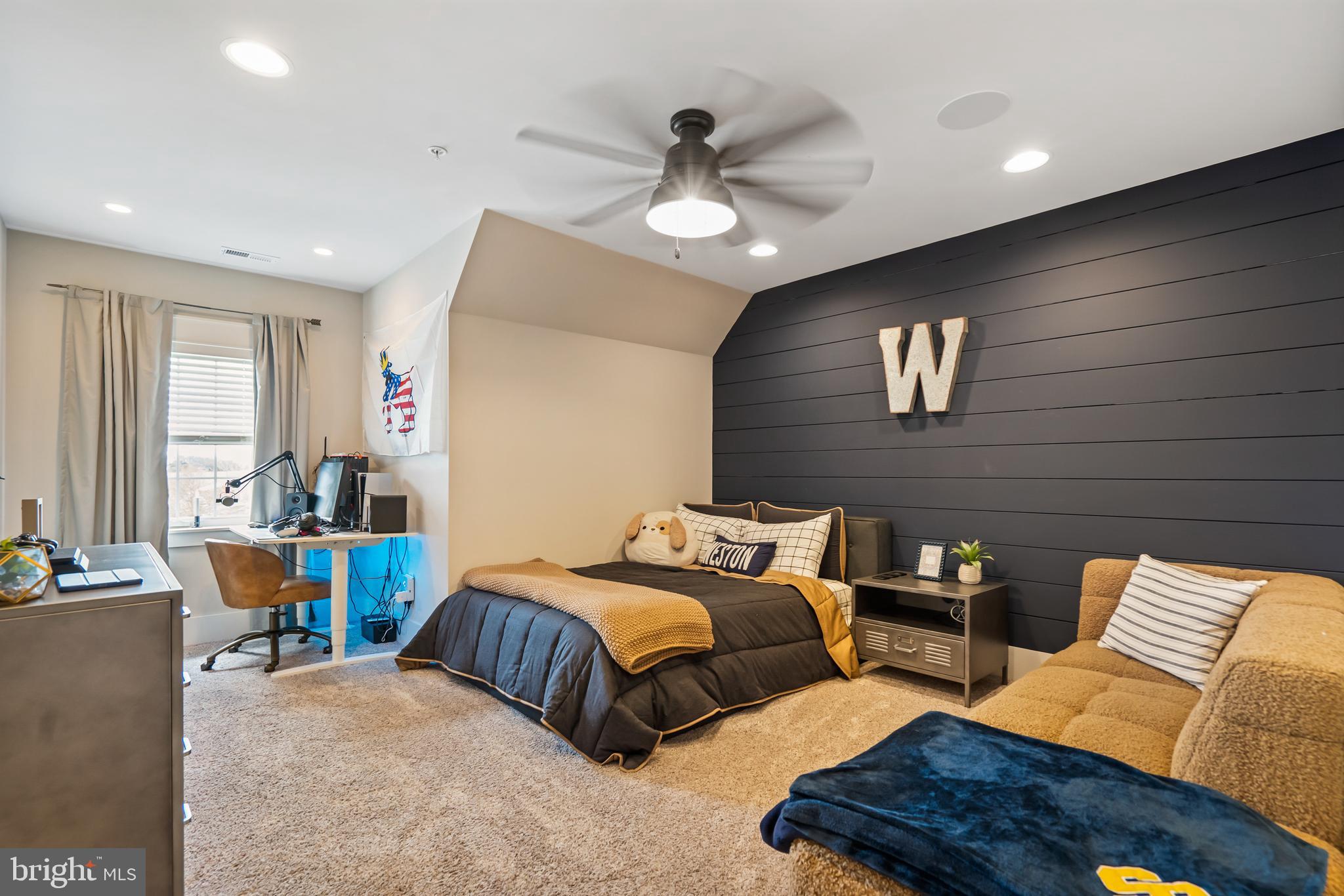 IPSTONE - Residential