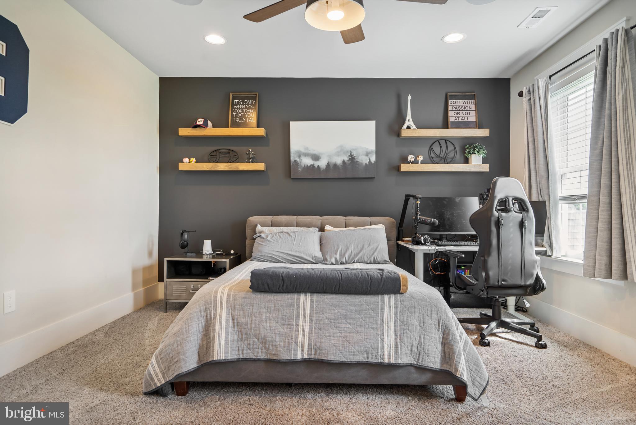 IPSTONE - Residential