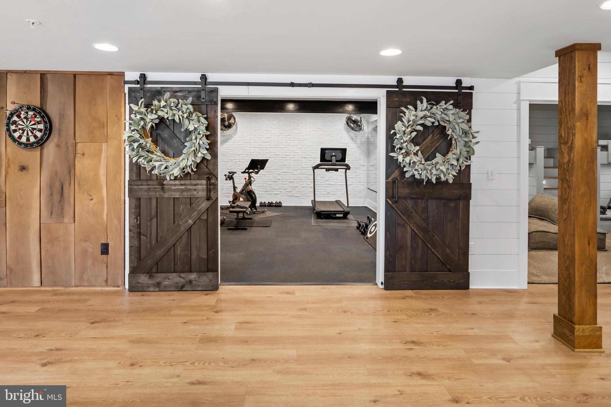 IPSTONE - Residential