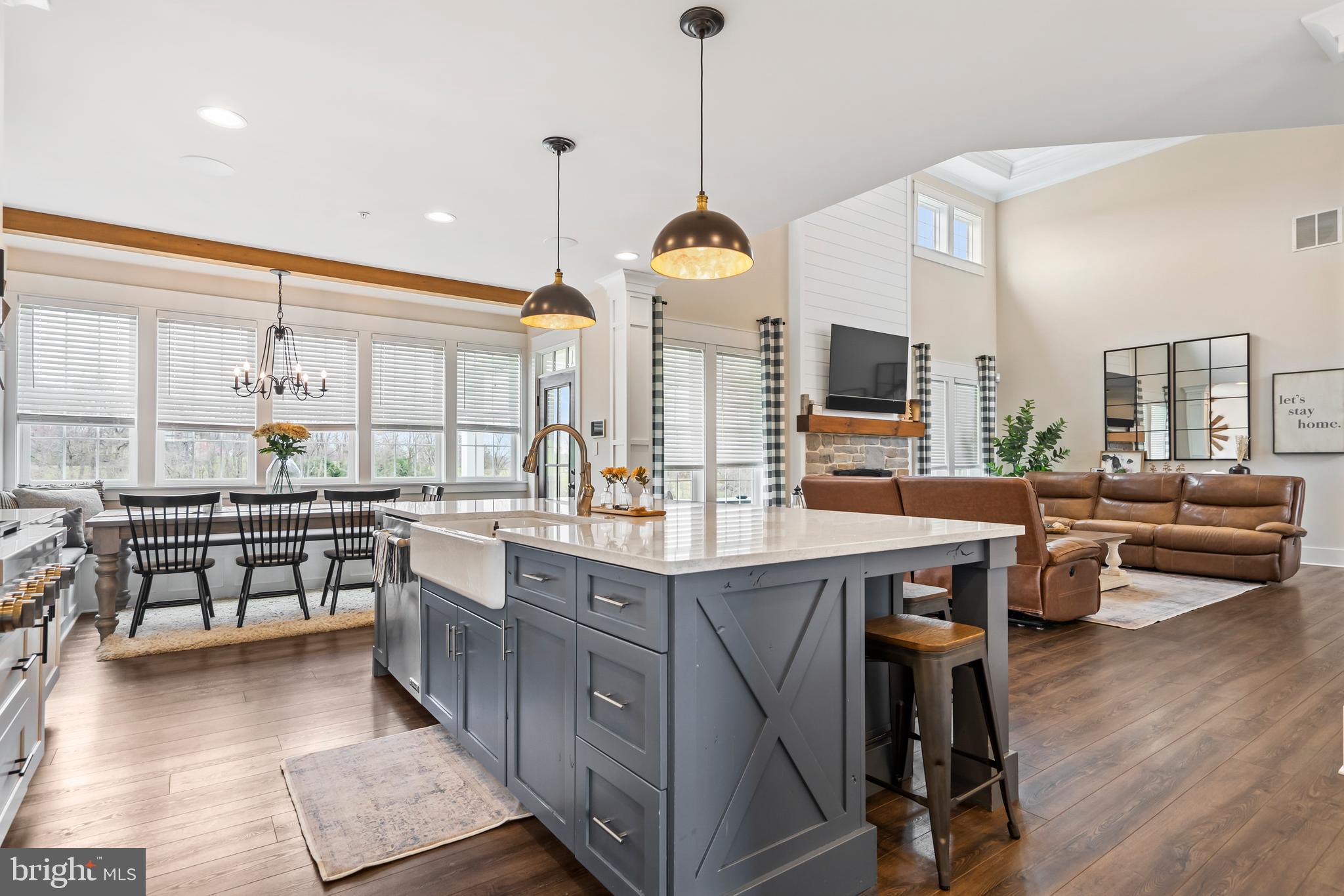 IPSTONE - Residential