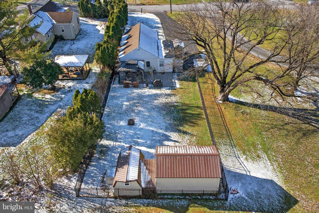 Photo of 340 Florin Avenue, MOUNT JOY, PA 17552 (MLS # PALA2080246)